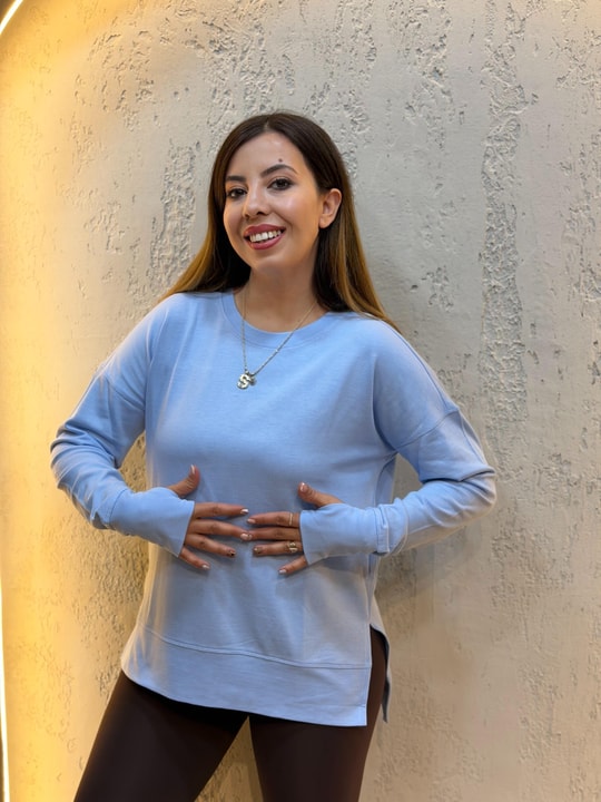 Parmak Geçirme Detaylı Yanları Yırtmaçlı Pamuk Sweatshirt Bebe Mavisi