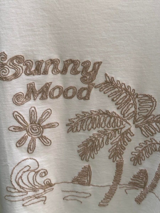 Sunny Mood İşlemeli Tişört Krem