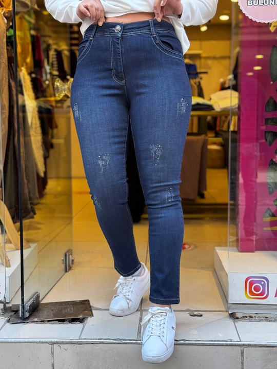 Taş Detaylı Kot Pantolon