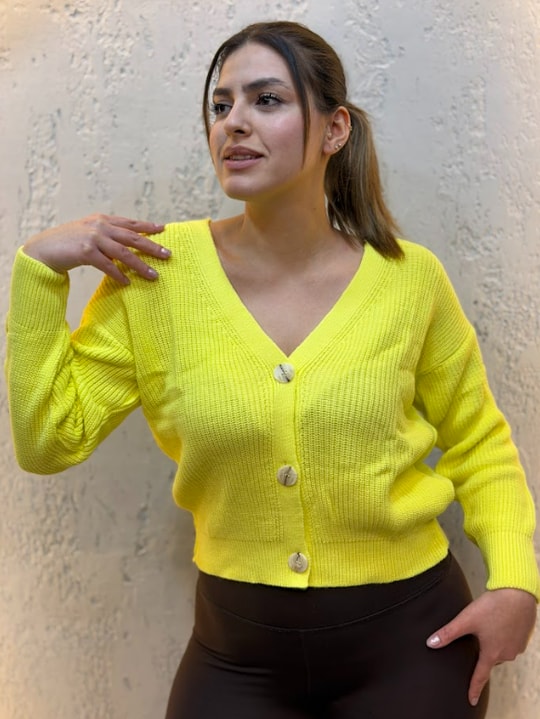 Üç Düğmeli Crop Hırka Limon Sarısı