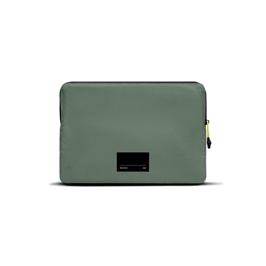 Native Uninon Ultralight Sleeve Serisi Su Geçirmez Ripstop Kumaş 15 inç Macbook Çantası