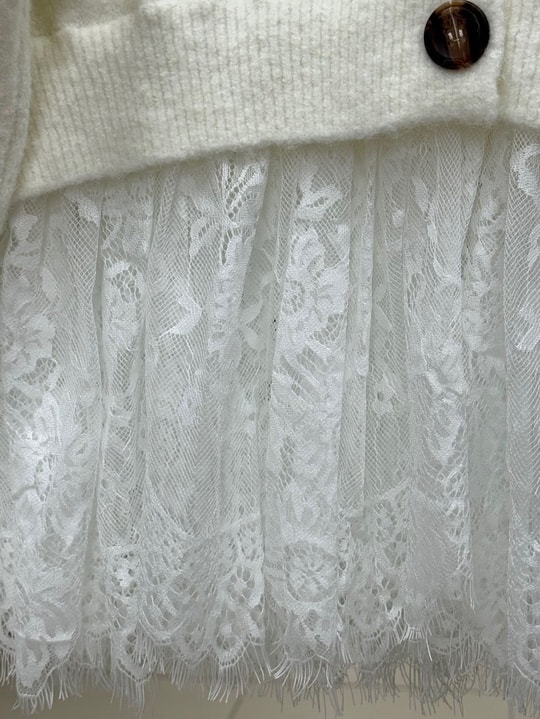 Ahucemal Kolu Ve Altı Dantelli Triko Hırka-KR6090 Ekru