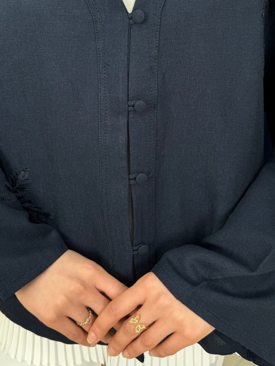 Aksu Nakış Detaylı V Yaka Gömlek-EU2813 Lacivert