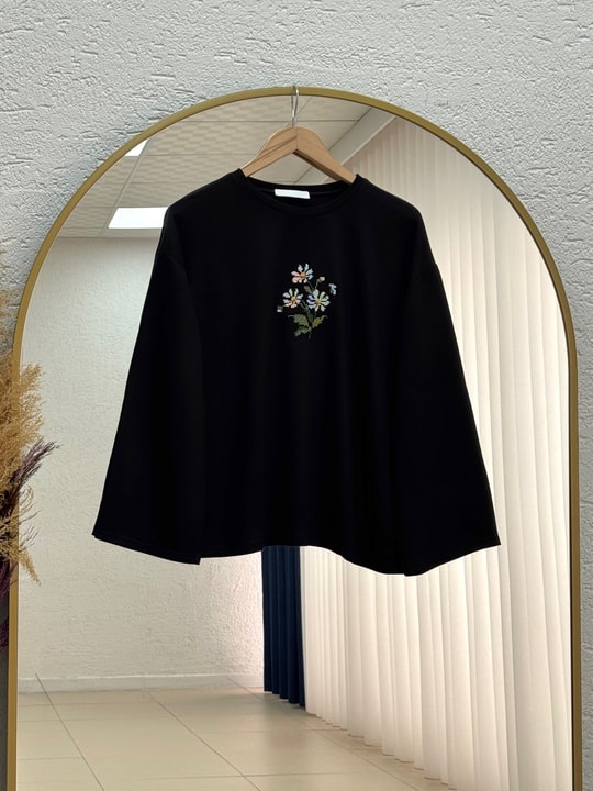 Aylira Çiçek Nakışlı Tunik-SS13252 Siyah