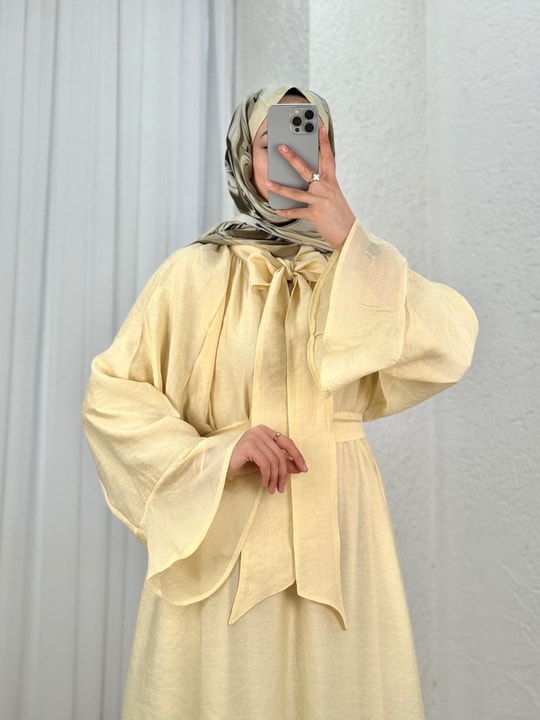 Bengül Fularlı Geniş Kol Elbise-HE8482 Sarı