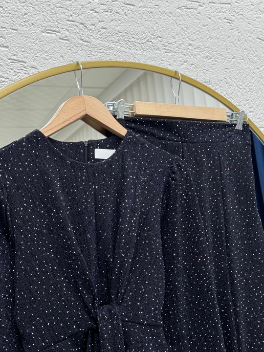 Buse Önü Bağlamalı Kol Ucu Düğmeli Taşlı Lurex Etekli Takım-EK766 Lacivert