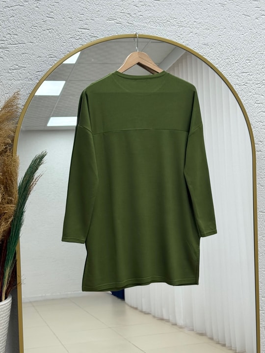 Cemşah Papatya Nakışlı Yazılı Yırtmaçlı Bluz-SS13157 Yeşil
