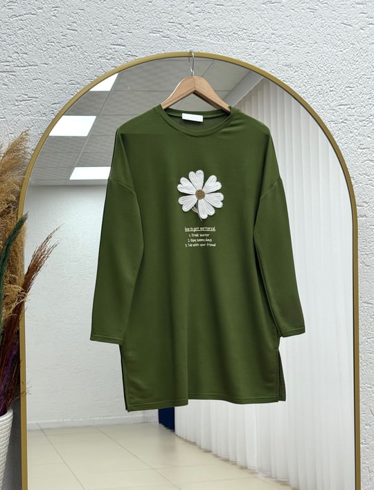 Cemşah Papatya Nakışlı Yazılı Yırtmaçlı Bluz-SS13157 Yeşil