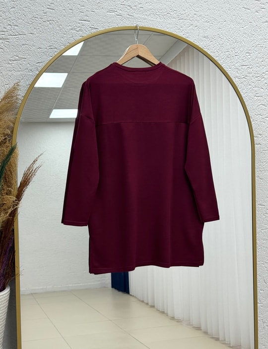 Cemşah Papatya Nakışlı Yazılı Yırtmaçlı Bluz-SS13157 Bordo