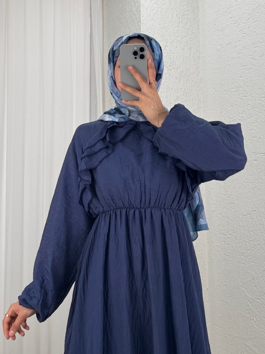 Dilgenur Omzu Fırfırlı Şifon Elbise-BN4635 Lacivert
