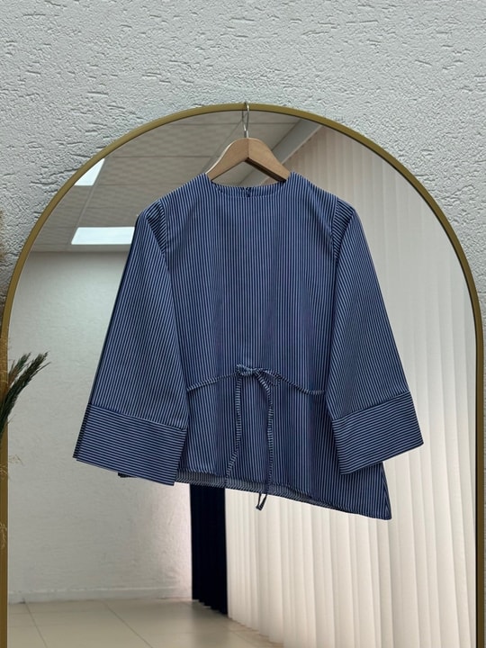 Ferhan Çizgili Altı Asimetrik Bluz-SS13202 Lacivert