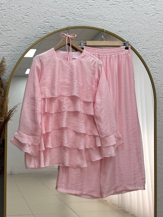 Ferşah Kol Ucu Ve Önü Fırfırlı Pantolonlu Takım-EY1061 Pembe