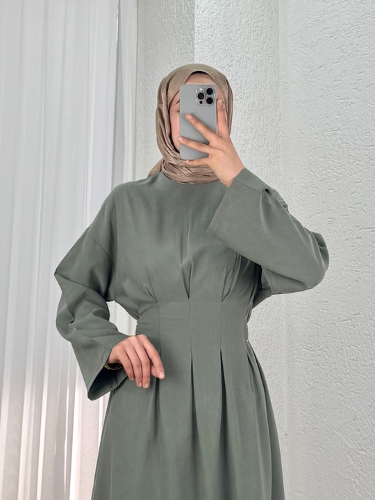 Güldan Yandan Sıkmalı Pileli Elbise-EN814 Haki