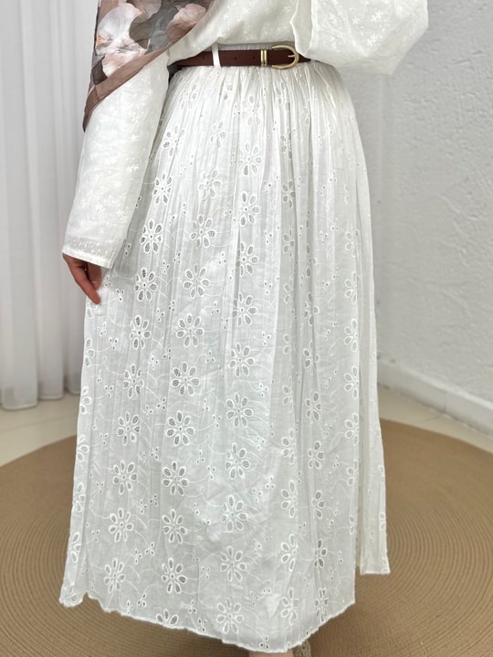 Güler Astarlı Brode Desen Etek-AA4408 Beyaz