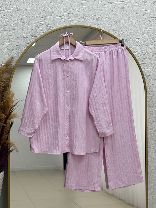 Gülnur Kendinden Çizgili Düğmeli Pantolonlu Takım-EK882 Pembe