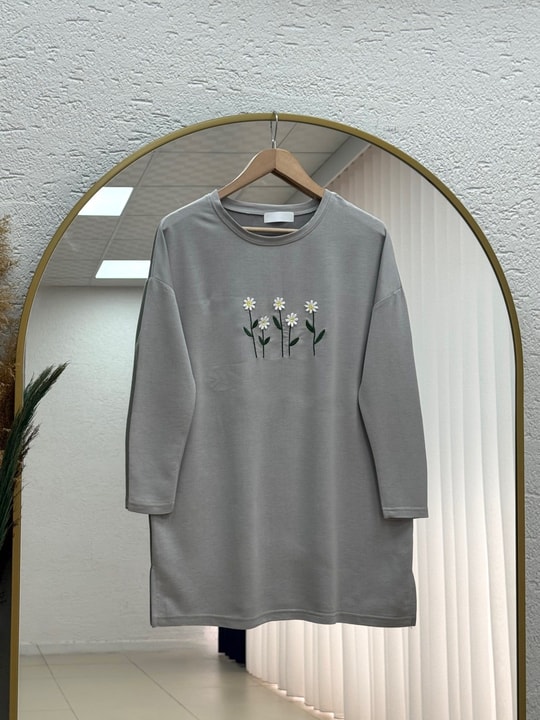 Laleay Zarif 5 Papatya Nakışlı Bluz-SS13148 Gri