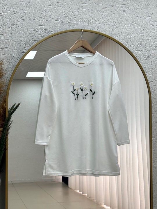 Laleay Zarif 5 Papatya Nakışlı Bluz-SS13148 Beyaz