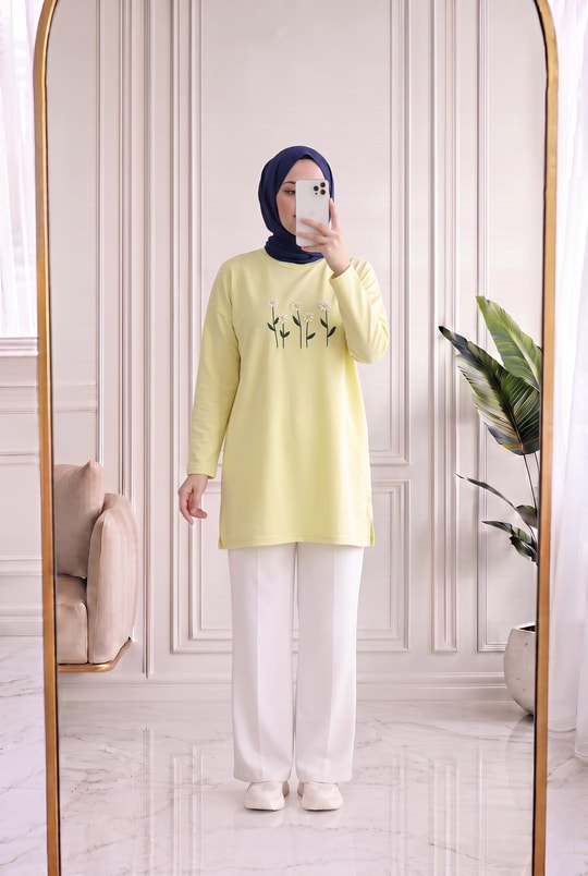 Laleay Zarif 5 Papatya Nakışlı Bluz-SS13148 Sarı