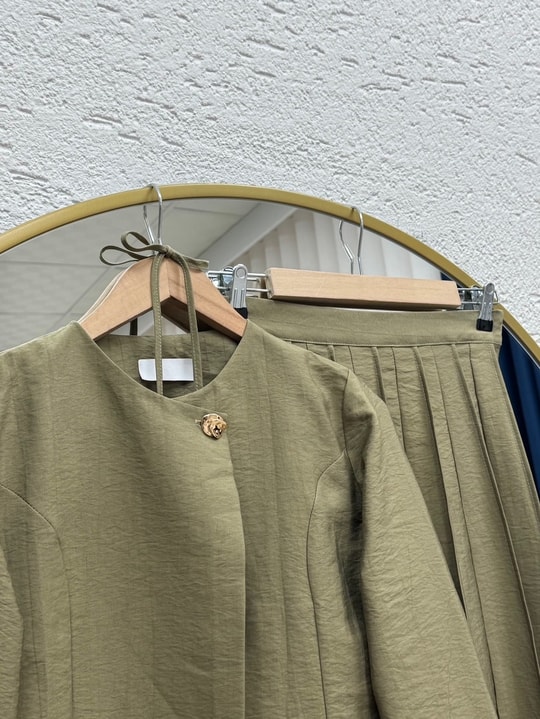 Larin Eteği Pileli Tek Düğmeli Etekli Takım-FA1056 Yağ Yeşili