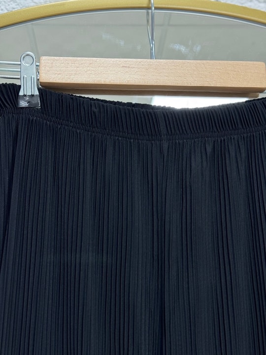 Larista Piliseli Sendy Pantolon-AE2541 Siyah