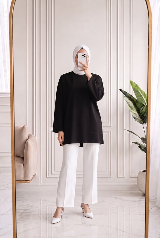 Mahay Kalp Nakışlı Yırtmaçlı Tunik-SS13074 Siyah