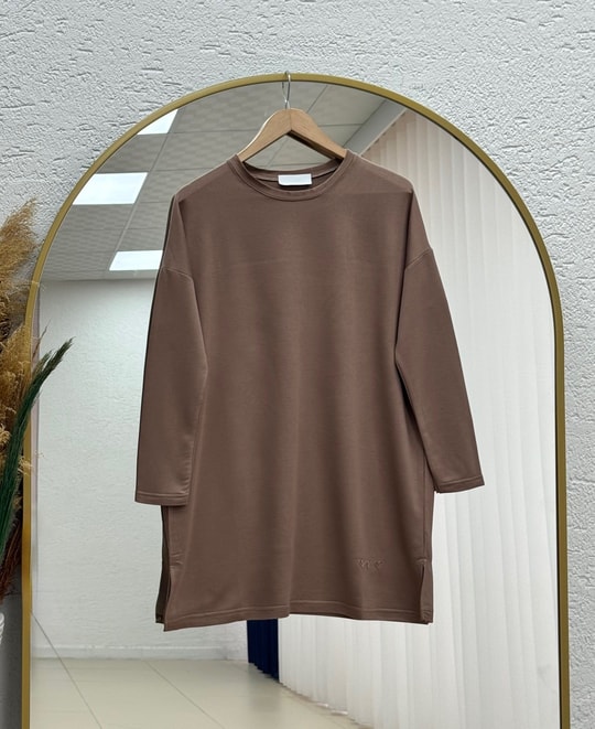 Mahay Kalp Nakışlı Yırtmaçlı Tunik-SS13074 Kahve