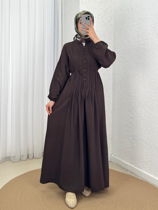 Maruna Poplin Pileli Düğmeli Elbise-NA2404 Kahve