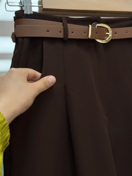 Melita Arka Kapaklı Havuç Paça Kemerli Pantolon-MT5018 Kahve
