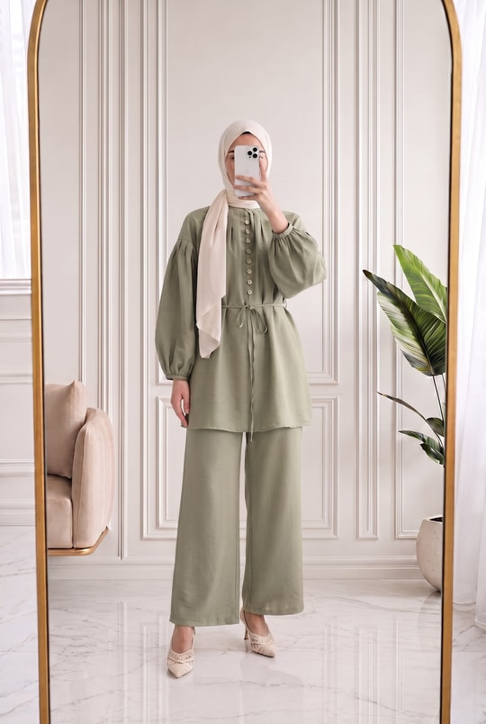 Neslişah Önü Pileli Düğmeli Pantolonlu Takım-NL892 Mint