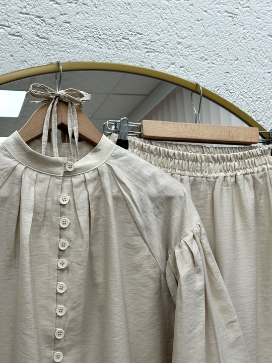 Neslişah Önü Pileli Düğmeli Pantolonlu Takım-NL892 Taş