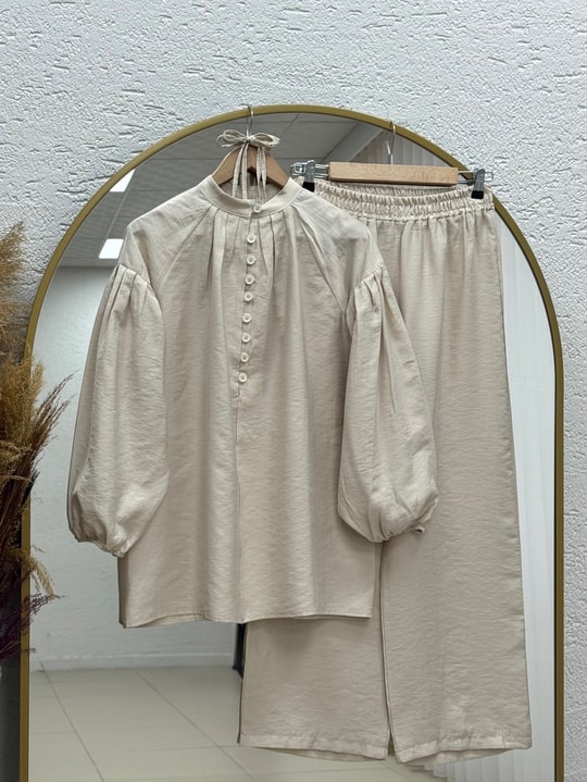 Neslişah Önü Pileli Düğmeli Pantolonlu Takım-NL892 Taş