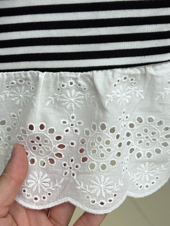 Nurnaz Çizgili Fırfırı Dantelli Tunik-SS13251 Siyah