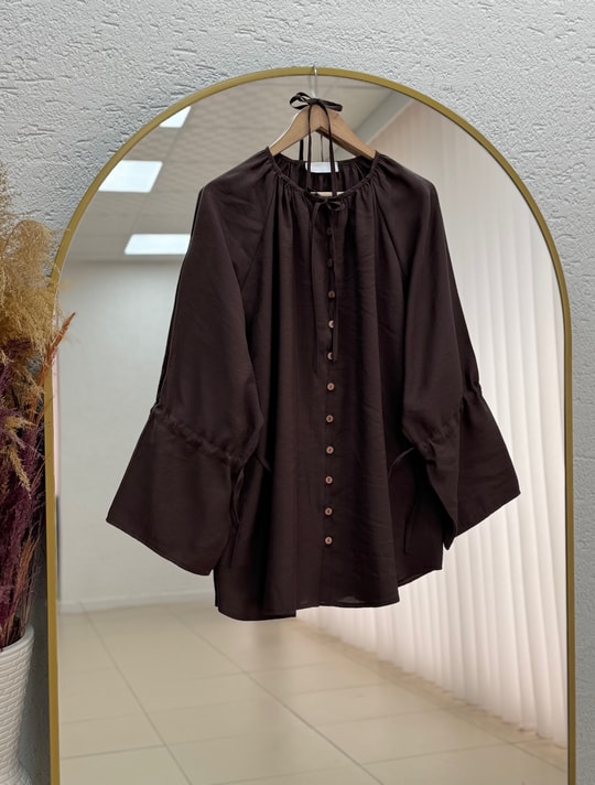 Nurşen Kolu Sıkmalı Biyeli Gömlek-ZN2098 Kahve