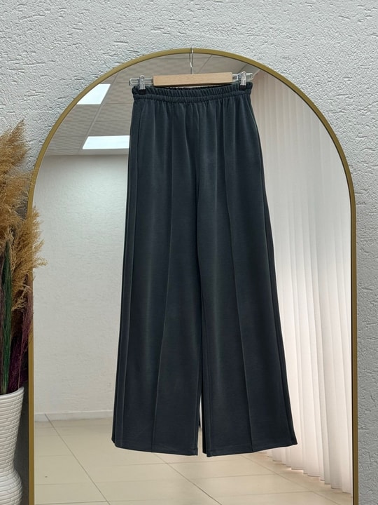 Reyhanur Yanı Yırtmaçlı Pike Pantolonlu Takım-NL764.1 Haki