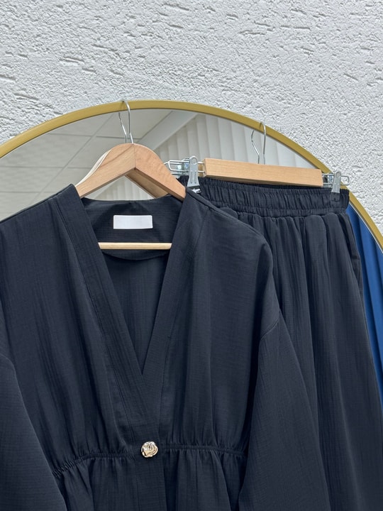 Toprak Tek Düğmeli Beli Büzgülü Pantolonlu Takım-ZŞ7079 Siyah