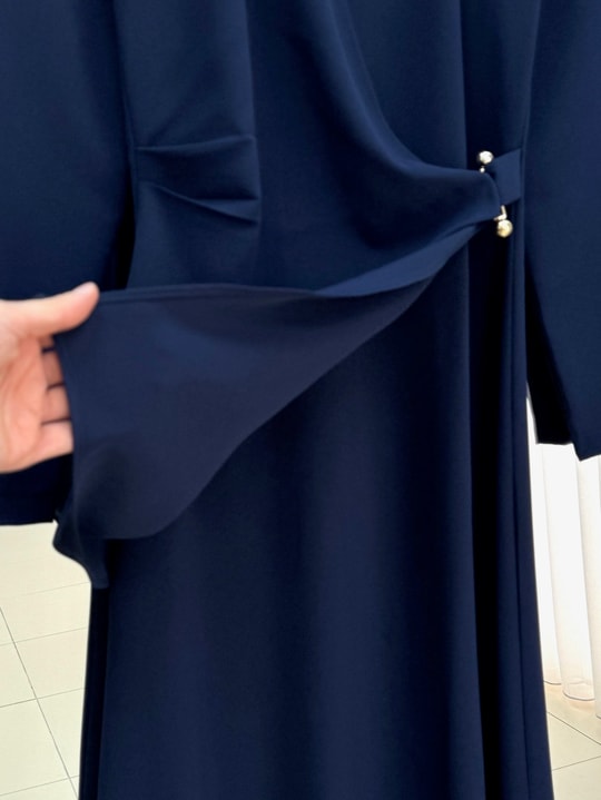 Yelda Kruvaze Kapamalı Minimal Aksesuar Detaylı Krep Elbise-FA1044 Lacivert