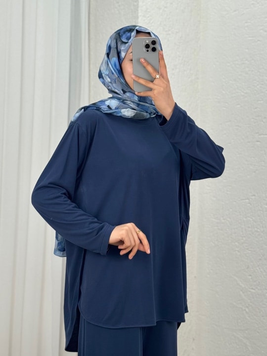 Yonca Yanları Yırtmaçlı Çımalı Pantolonlu Takım-NL764 Lacivert