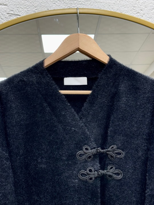 Zülnur Çift Aksesuar Detaylı Yumoş Hırka-KR6033 Siyah