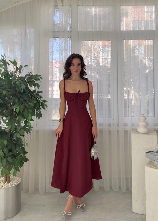 Bordo Pinterest Sırt biyeli Yırtmaçlı Elbise 