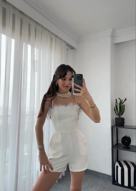 Fiona Beyaz Yaka Tüylü Şort Tulum