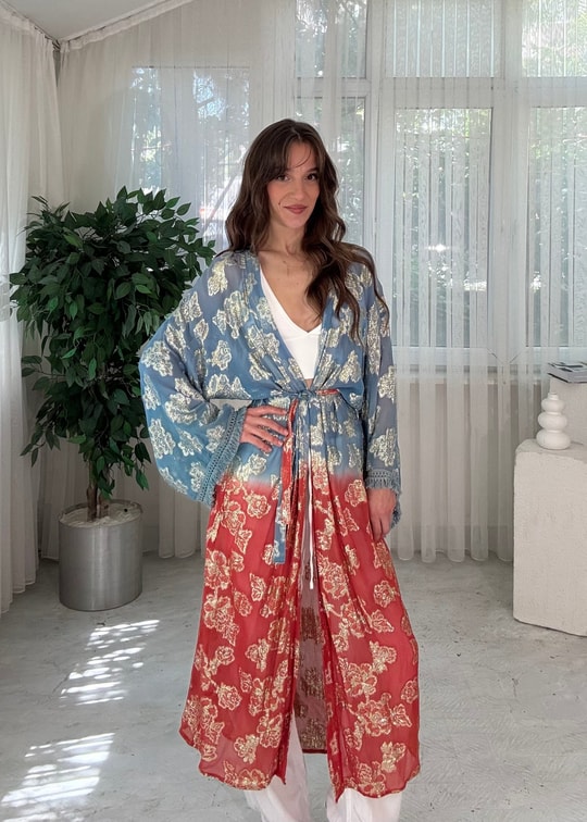 Golden Bloom Mavi Kırmızı Altın Desenli Bohem Kimono