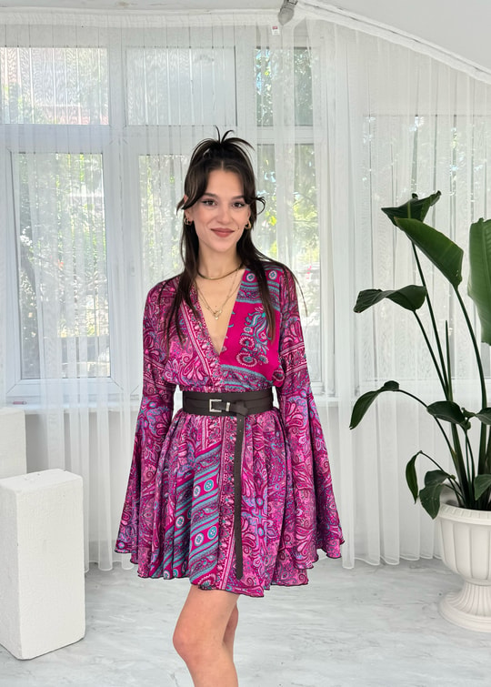 Liana Pembe Sırt Dekolteli Etnik İpek Elbise