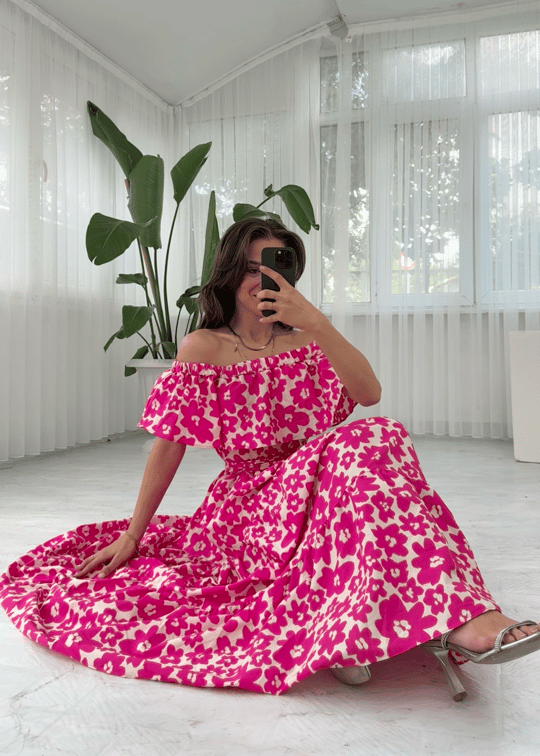 Sleed Madonna Yaka Pembe Midi Kuşaklı Elbise 
