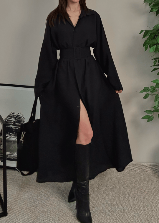 Novee Oversize Siyah Kemerli Elbise
