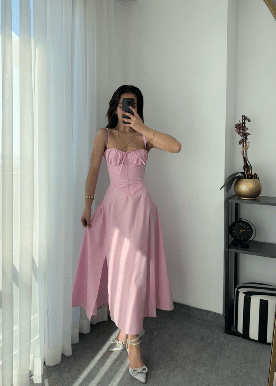 Pembe Pinterest Sırt Biyeli Elbise