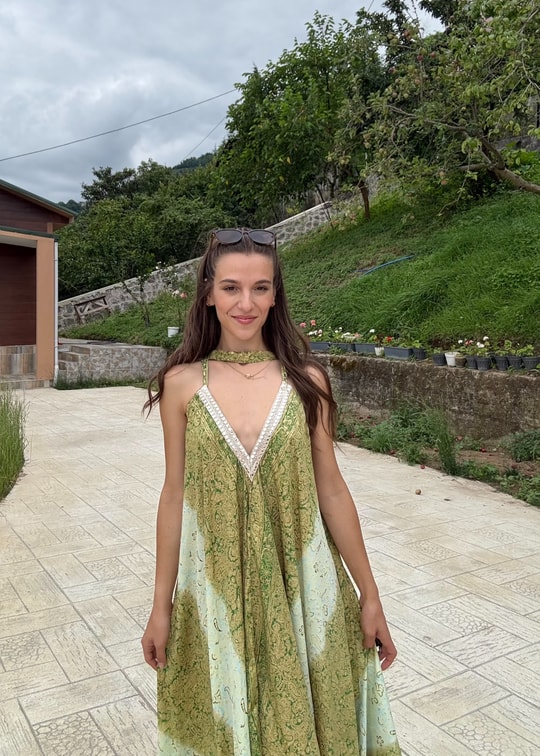 Rajani Etnik Desen Asimetrik Hint İpeği Yeşil Elbise