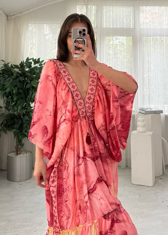 Vanessa Etnik Desen Pembe Yarım Kol İpek Elbise 