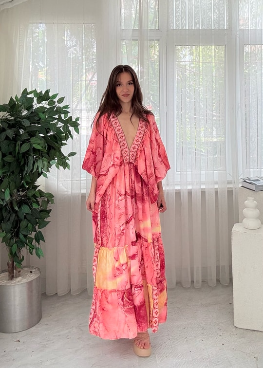 Vanessa Etnik Desen Pembe Yarım Kol İpek Elbise 