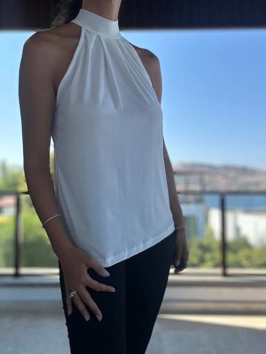 Beyaz Halter Yaka Bluz