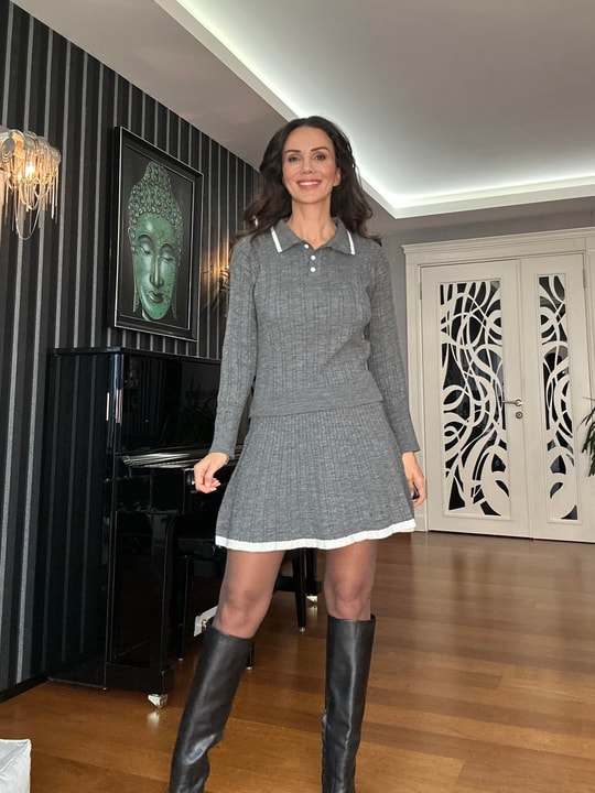 Gri Polo Yaka Bluz Etek Triko Takım 